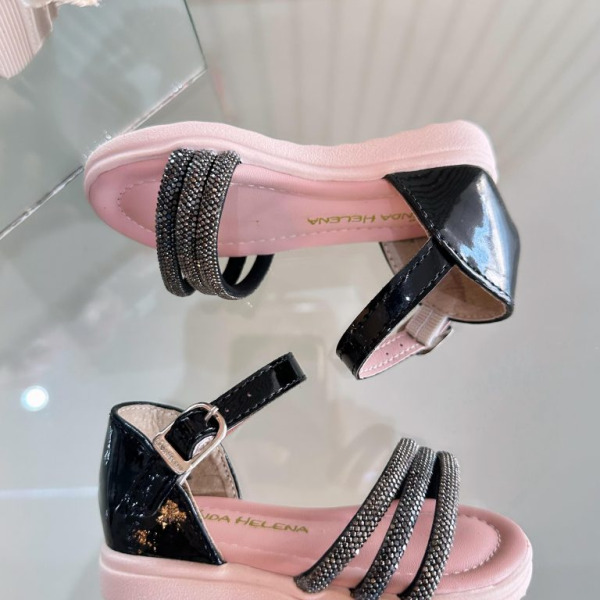 Sandália Infantil Preto Verniz Com Strass Luxo