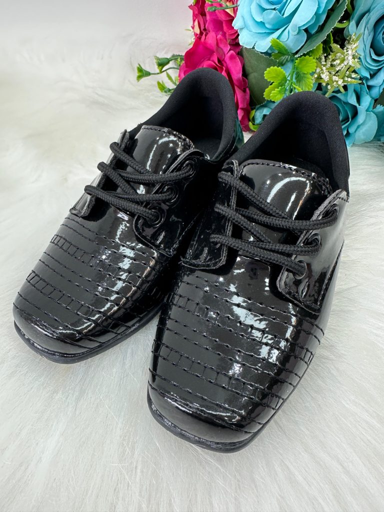 Sapato Social D Milan Preto Verniz Detalhes