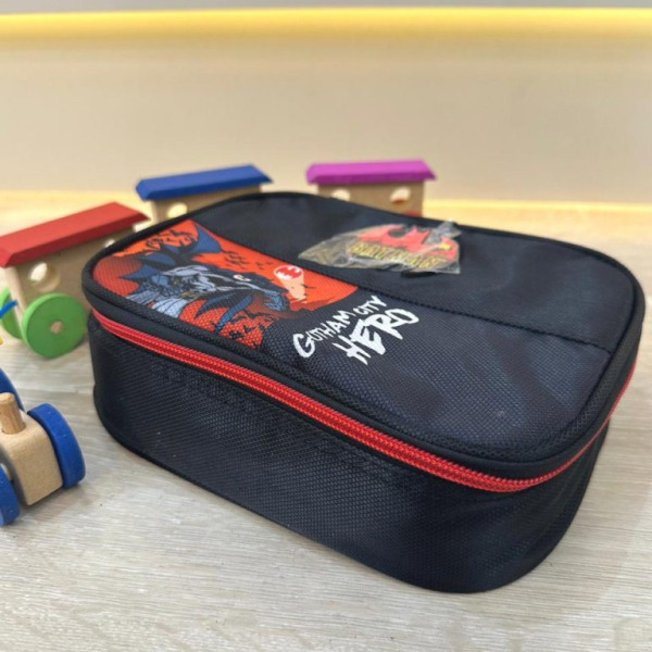 Estojo Box Infantil do Batman Preta e Vermelha