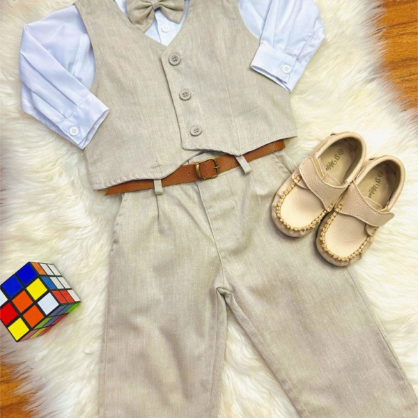 Conjunto Social Pajem Calça Colete Bege e Camisa Branca