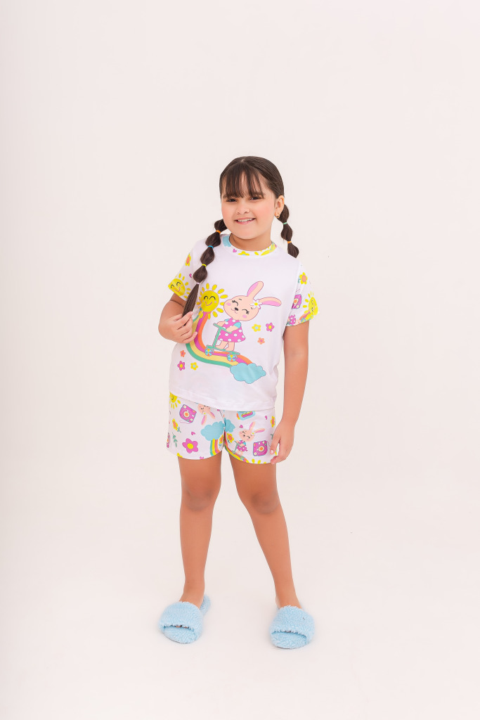Pijama Infantil Menina Curto Coelhinha Aventureira Branco