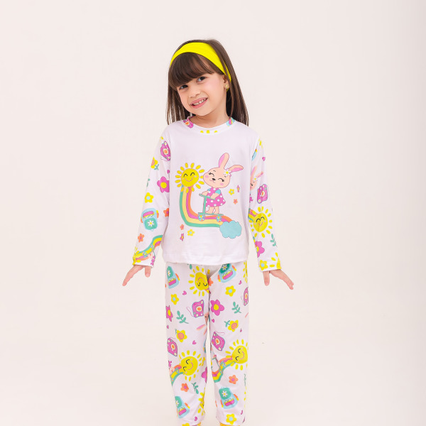 Pijama Infantil Menina Longo Coelhinha Aventureira Branco