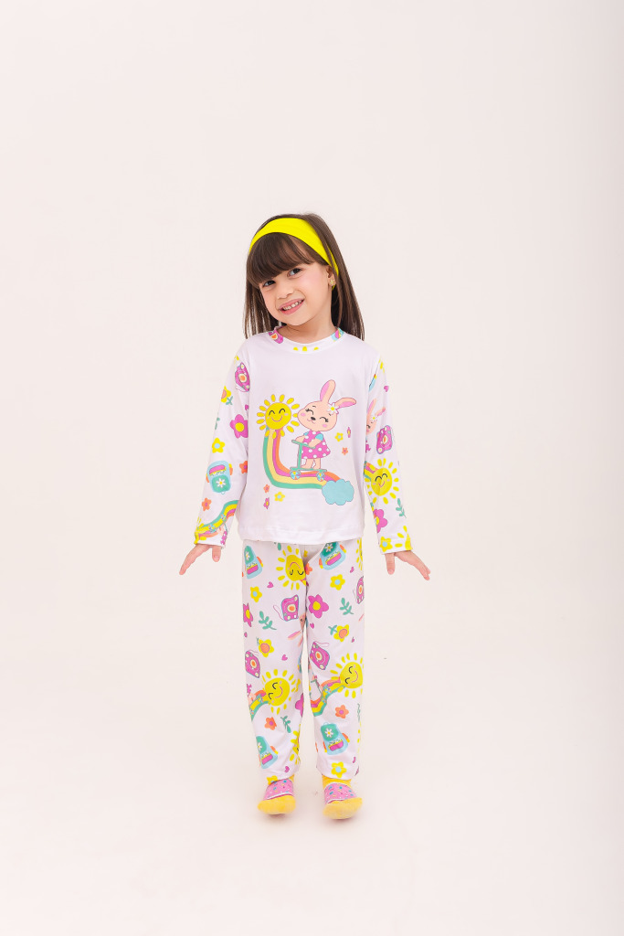 Pijama Infantil Menina Longo Coelhinha Aventureira Branco