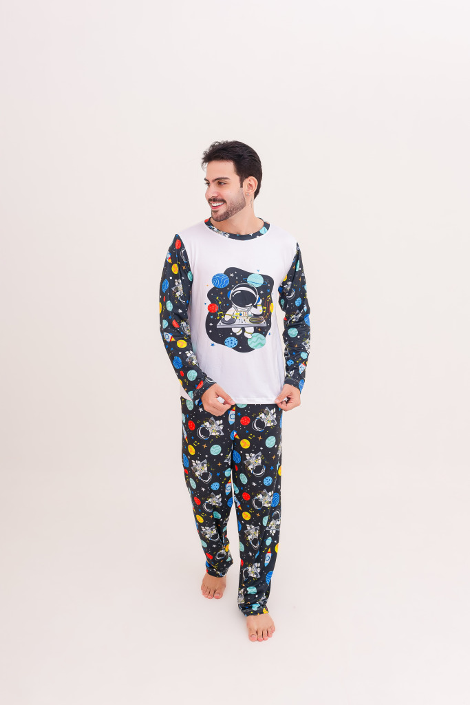 Pijama Adulto Masculino Longo Astronauta DJ Preto